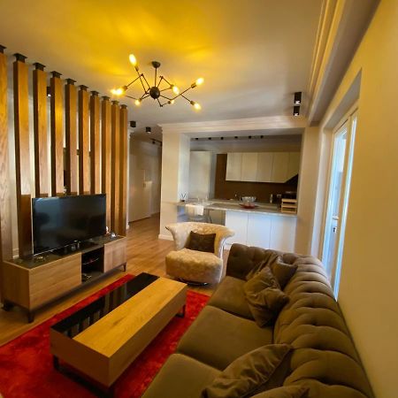Mel'S Place Τίρανα Εξωτερικό φωτογραφία