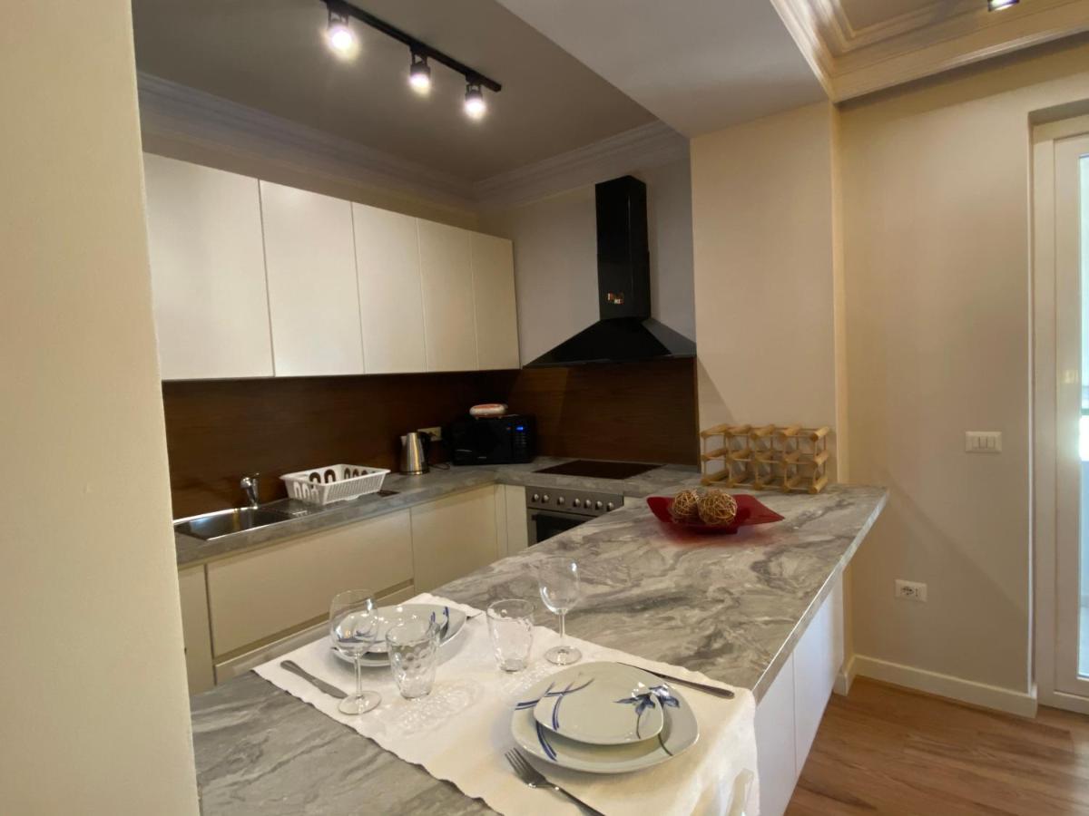 Mel'S Place Τίρανα Εξωτερικό φωτογραφία