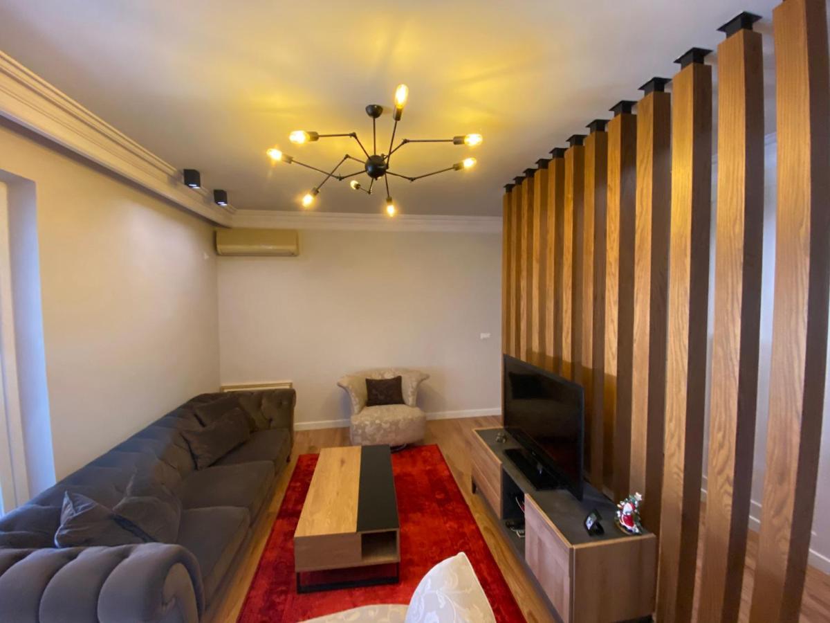 Mel'S Place Τίρανα Εξωτερικό φωτογραφία